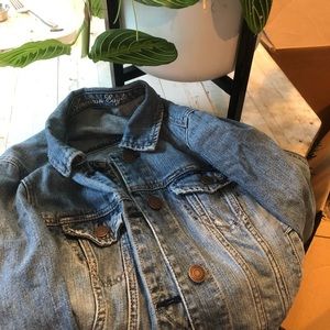 American eagle jean jacket